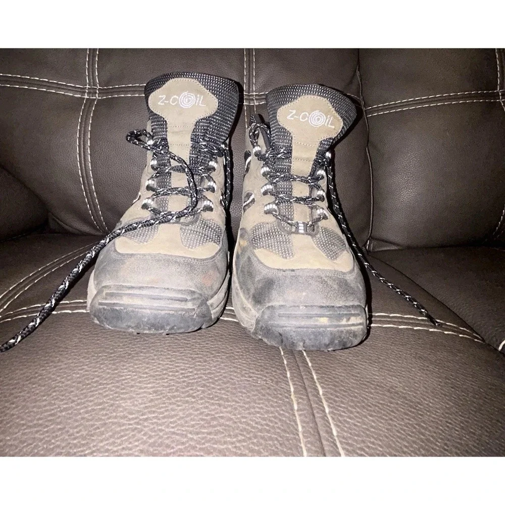 Z-Coil High Desert Hiking Boots Men 10M Gray Black Comfort Spring Relief ISSUES